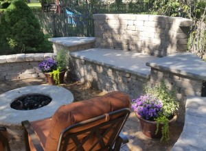 Retaining Wall and Patio in Kansas City Metro